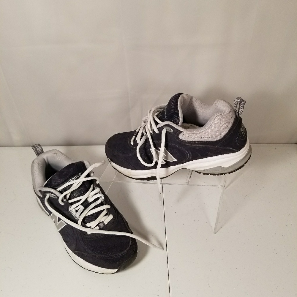 New Balance black size 7